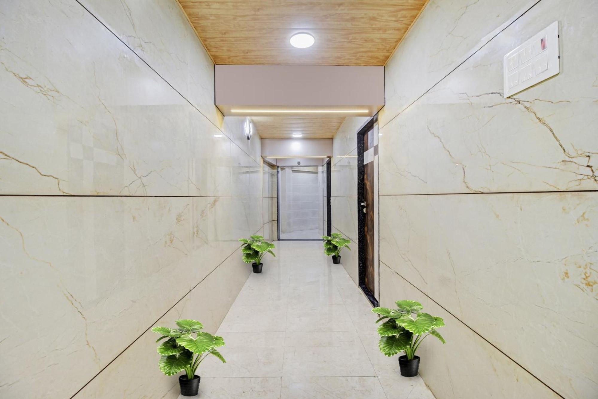 Hotel Ambedkar Kalyān Εξωτερικό φωτογραφία