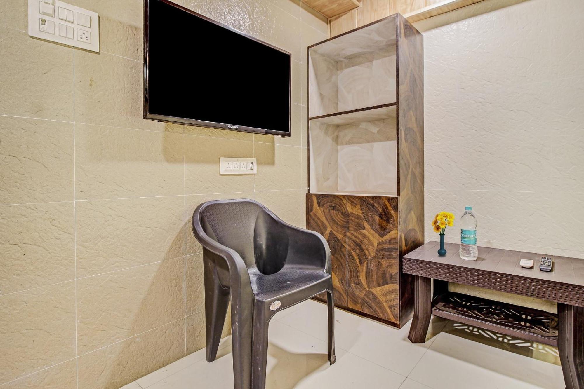 Hotel Ambedkar Kalyān Εξωτερικό φωτογραφία